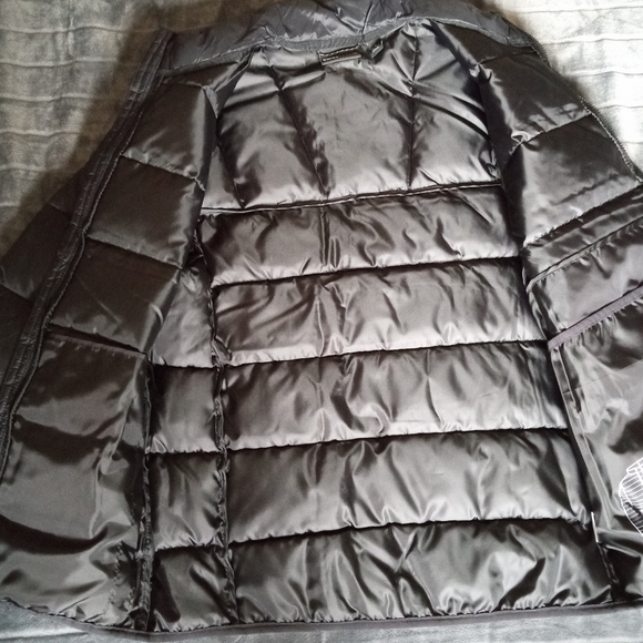 Swiss Tech Performance Gear Puffer Jacket 🧥 - Picture 4 of 16